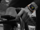 Zegarek sportowy Apple Watch Ultra w akcji na rowerze